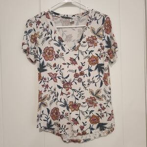 Old Navy Floral V-Neck